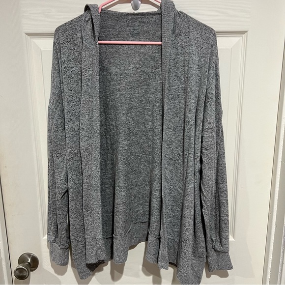 American Eagle Outfitters Sweaters - American Eagle Soft and Sexy Plush Hooded Cardigan M